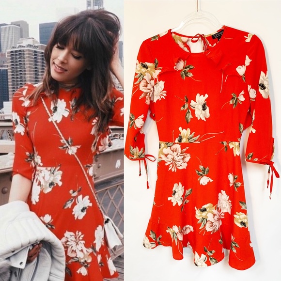 Topshop Dresses & Skirts - TOPSHOP Red Paint Tea Rose Floral Ruffle Dress 4